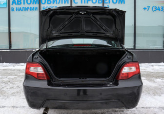 Подержанный автомобиль Daewoo Nexia Sedan 2011 года (17 фото)