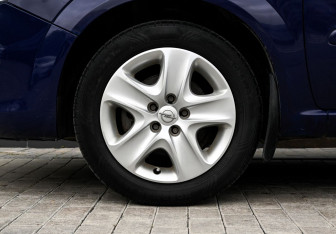 Подержанный автомобиль Opel Zafira Compactvan 2011 года (19 фото)