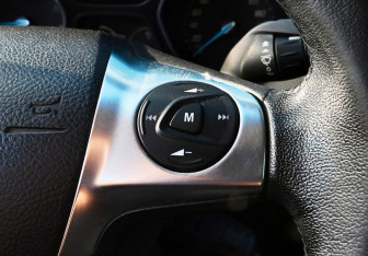 Подержанный автомобиль Ford Focus Hatchback 2011 года (14 фото)