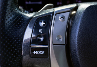 Подержанный автомобиль Lexus RX 2012 года (17 фото)