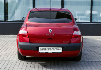 Подержанный автомобиль Renault Megane Sedan 2006 года (4 фото)