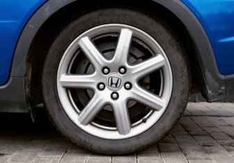 Подержанный автомобиль Honda Civic Hatchback 2007 года (23 фото)