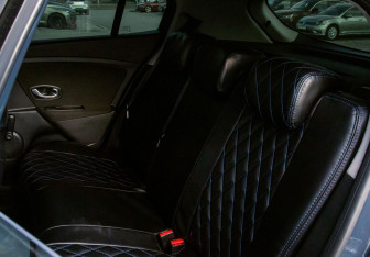 Подержанный автомобиль Renault Megane Hatchback 2013 года (15 фото)