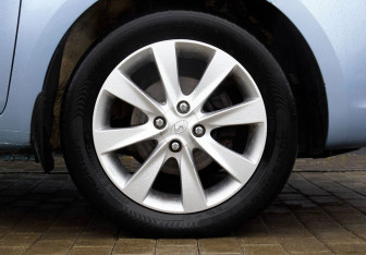 Подержанный автомобиль Hyundai i20 2010 года (22 фото)