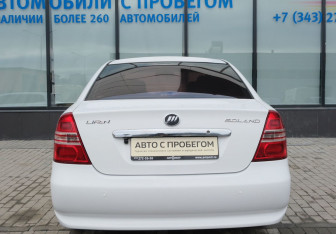 Подержанный автомобиль Lifan Solano 2013 года (4 фото)