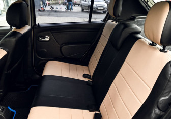 Подержанный автомобиль Renault Sandero 2012 года (14 фото)