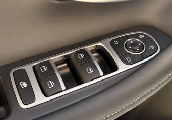 Подержанный автомобиль Chery Arrizo 8 2024 года (16 фото)