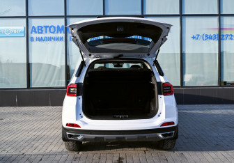 Подержанный автомобиль Chery Tiggo 4 Pro 2023 года (20 фото)