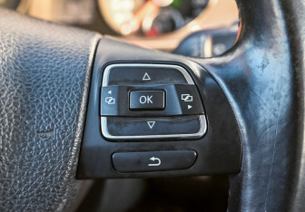 Подержанный автомобиль Volkswagen Passat Sedan 2012 года (15 фото)