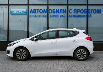 Подержанный автомобиль Kia Ceed Hatchback 2018 года (2 фото)