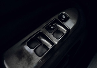 Подержанный автомобиль Mitsubishi Lancer Wagon 2008 года (13 фото)