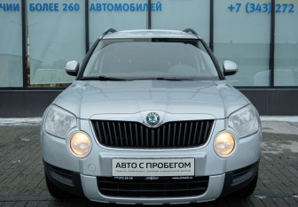 Подержанный автомобиль Skoda Yeti 2013 года (8 фото)
