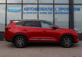 Подержанный автомобиль Chery Tiggo 8 Pro 2023 года (6 фото)