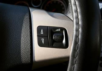 Подержанный автомобиль Opel Corsa 2007 года (12 фото)