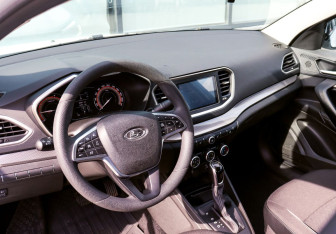 Подержанный автомобиль LADA (ВАЗ) Vesta Sedan 2024 года (15 фото)