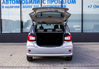 Подержанный автомобиль Toyota Passo 2018 года (18 фото)