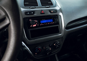 Подержанный автомобиль Chevrolet Cobalt Sedan 2013 года (11 фото)