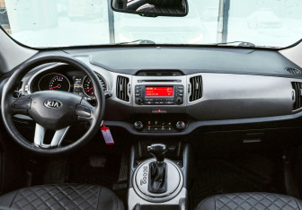 Подержанный автомобиль Kia Sportage 2014 года (12 фото)