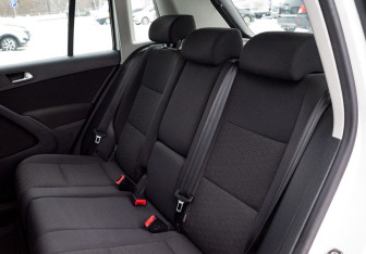 Подержанный автомобиль Volkswagen Tiguan 2011 года (18 фото)