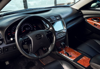 Подержанный автомобиль Toyota Camry Sedan 2011 года (14 фото)