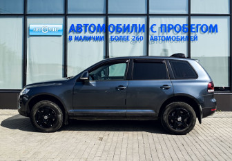 Подержанный автомобиль Volkswagen Touareg 2007 года (2 фото)