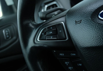 Подержанный автомобиль Ford Kuga 2019 года (13 фото)