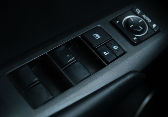 Подержанный автомобиль Lexus NX 2015 года (11 фото)