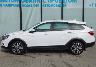 Подержанный автомобиль LADA (ВАЗ) Vesta Wagon 2018 года (2 фото)
