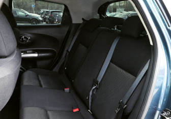 Подержанный автомобиль Nissan Juke 2013 года (16 фото)