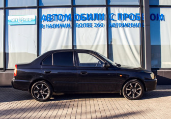 Подержанный автомобиль Hyundai Accent Sedan 2008 года (6 фото)
