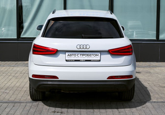 Подержанный автомобиль Audi Q3 2012 года (4 фото)