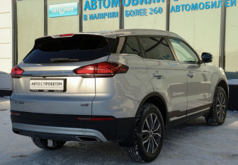 Подержанный автомобиль Geely Atlas Pro 2022 года (5 фото)