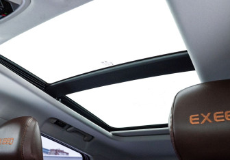 Подержанный автомобиль Exeed TXL 2022 года (19 фото)