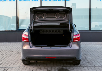 Подержанный автомобиль LADA (ВАЗ) Vesta Sedan 2021 года (20 фото)