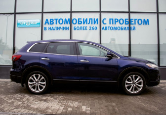 Подержанный автомобиль Mazda CX-9 2012 года (6 фото)