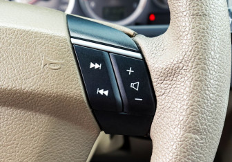 Подержанный автомобиль Volvo XC90 2011 года (14 фото)