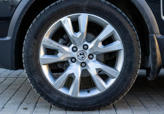 Подержанный автомобиль Opel Antara 2013 года (21 фото)