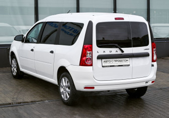 Подержанный автомобиль LADA (ВАЗ) Largus Wagon 2024 года (3 фото)