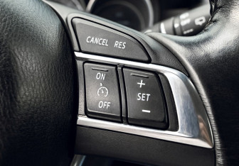 Подержанный автомобиль Mazda CX-5 2015 года (13 фото)