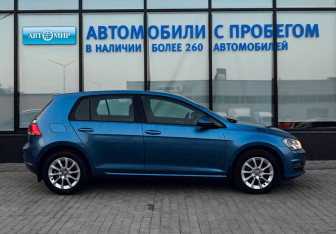 Подержанный автомобиль Volkswagen Golf Hatchback 2013 года (3 фото)