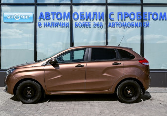 Подержанный автомобиль LADA (ВАЗ) XRAY 2017 года (2 фото)