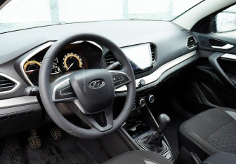 Подержанный автомобиль LADA (ВАЗ) Vesta Sedan 2024 года (14 фото)