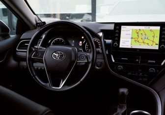 Подержанный автомобиль Toyota Camry Sedan 2021 года (21 фото)