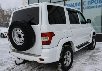 Подержанный автомобиль УАЗ Patriot 2017 года (5 фото)