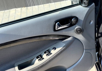 Подержанный автомобиль Chevrolet Lacetti Wagon 2012 года (13 фото)