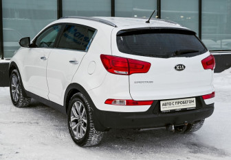 Подержанный автомобиль Kia Sportage 2014 года (3 фото)
