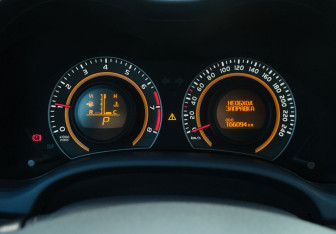 Подержанный автомобиль Toyota Corolla Sedan 2012 года (13 фото)