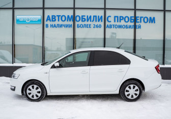 Подержанный автомобиль Skoda Rapid Liftback 2019 года (2 фото)