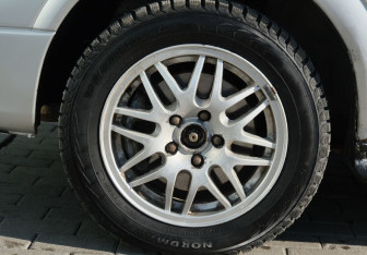 Подержанный автомобиль Chevrolet Viva 2005 года (20 фото)