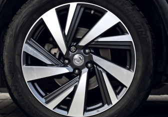 Подержанный автомобиль Nissan Murano Suv 2018 года (21 фото)